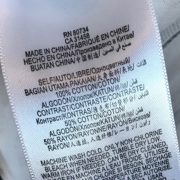 BCBGMaxazria White Stripe Tunic Blouse 🍒4/$20🍒 - Picture 5 of 5